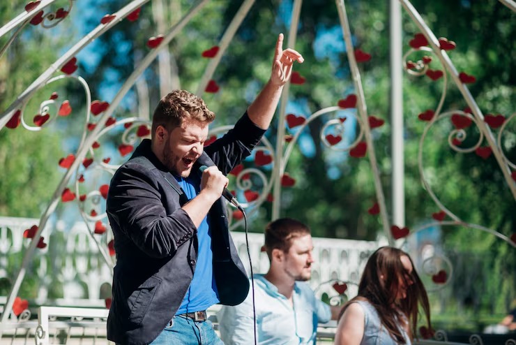 imgi 20 artistic male singing song microphone 23 2148219045