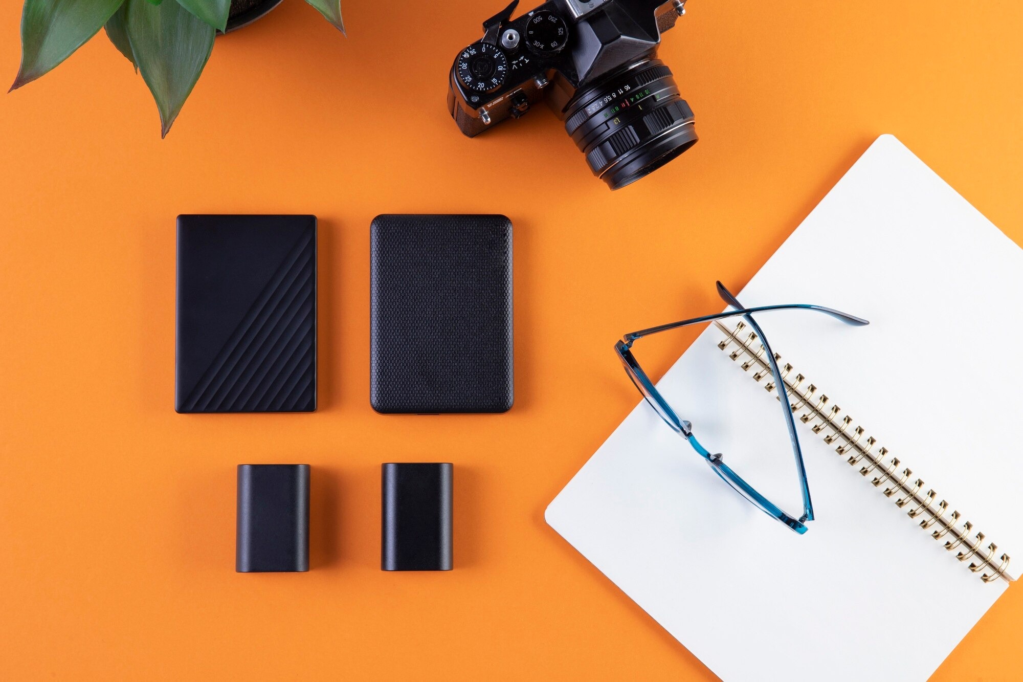 imgi 55 top view storage devices notebook 23 2149319338